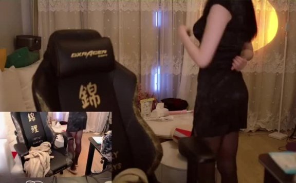 轩子巨二兔新平台近期直播合集