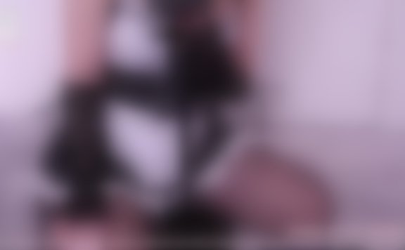 【最初無料!実写コスプレ】今日からきみも足フェチ♡タイツメイドのコスプレでじゅるっと濃厚耳舐めASMR【りずな_KU100】 – 20230512